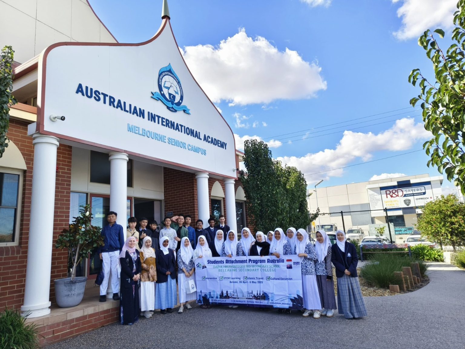 Laporan Program Keterikatan Siswa (SAP) DHIS Secondary Lembang